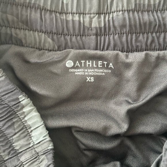 Athleta Camouflage Athletic Shorts - Picture 2 of 4